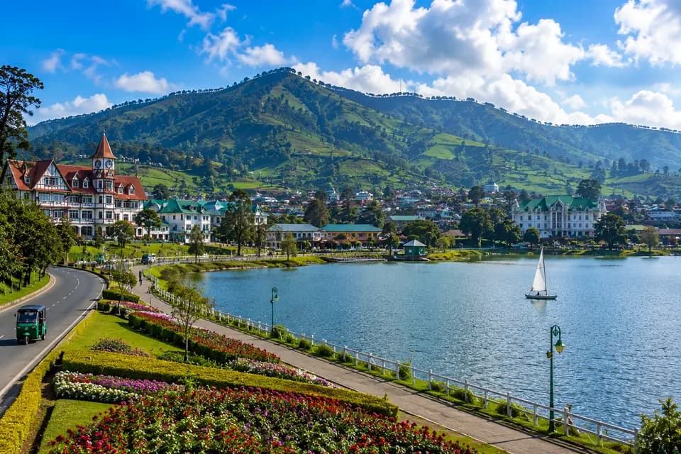 Nuwara Eliya lake and hill country in Sri Lanka