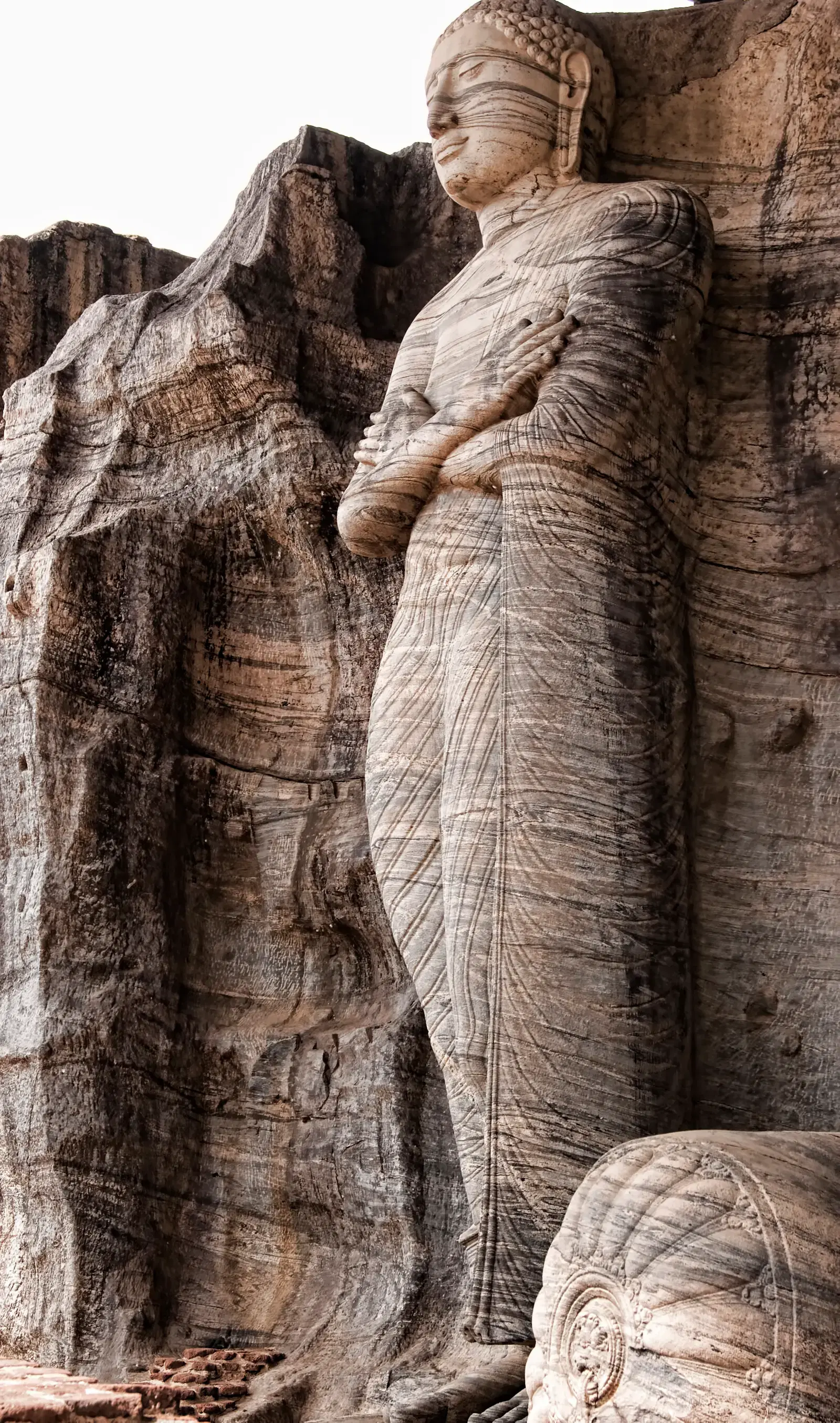 A second view of the Gal Vihara rock-cut Buddha statues in Polonnaruwa