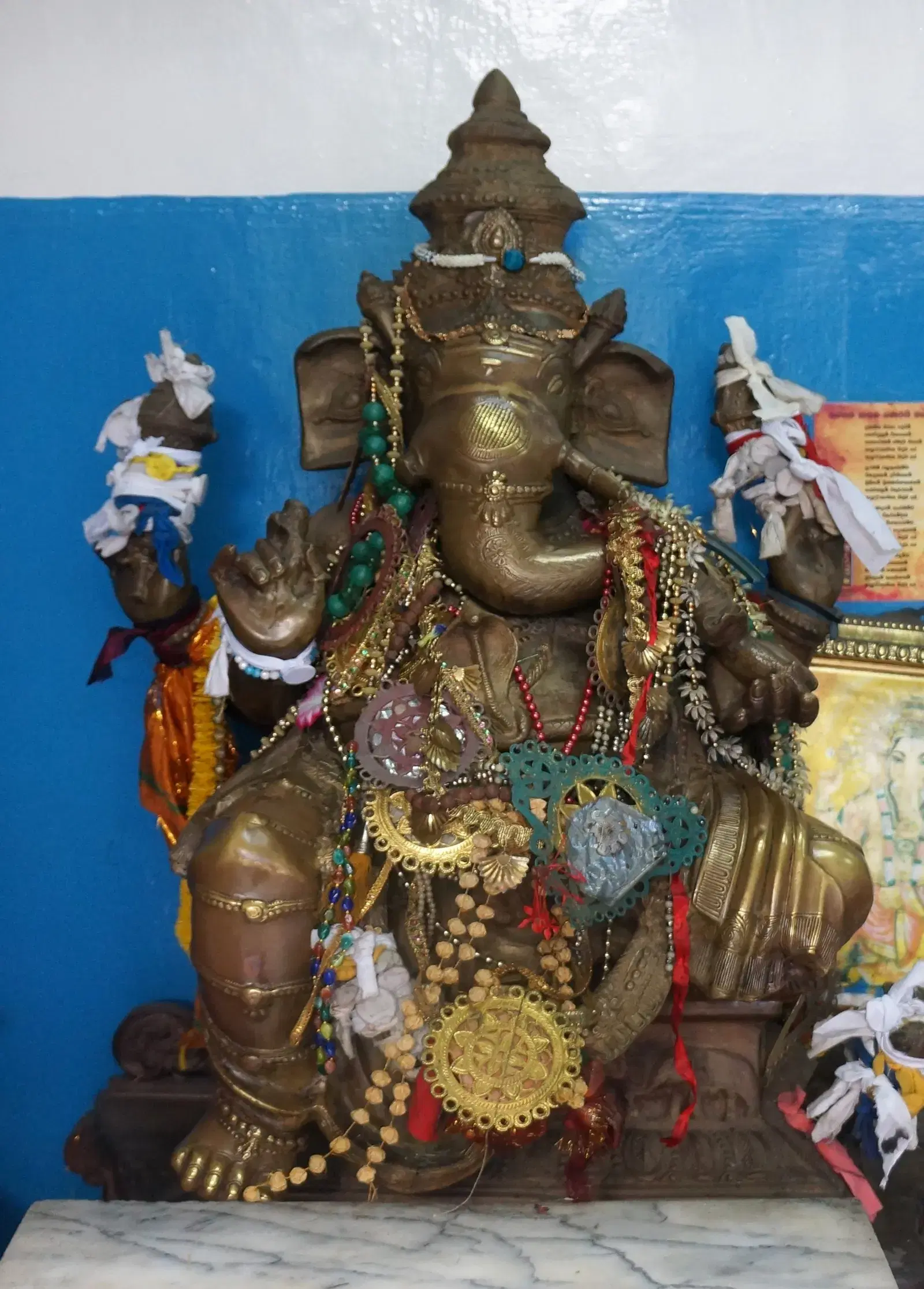 A Ganesha statue inside Gangaramaya Temple, Colombo