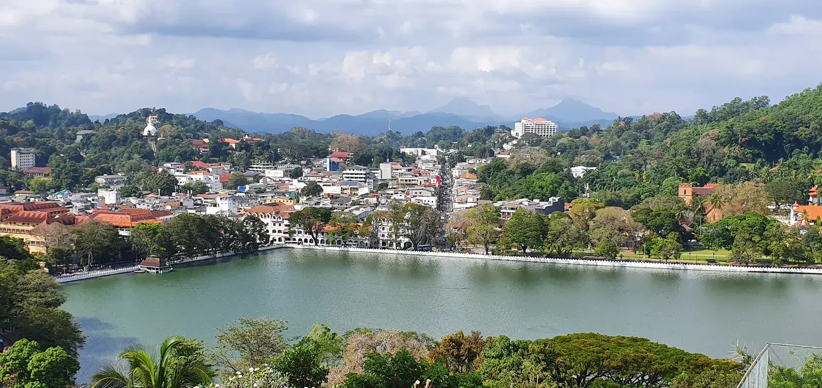 Kandy Lake seen from the Kandy View Point