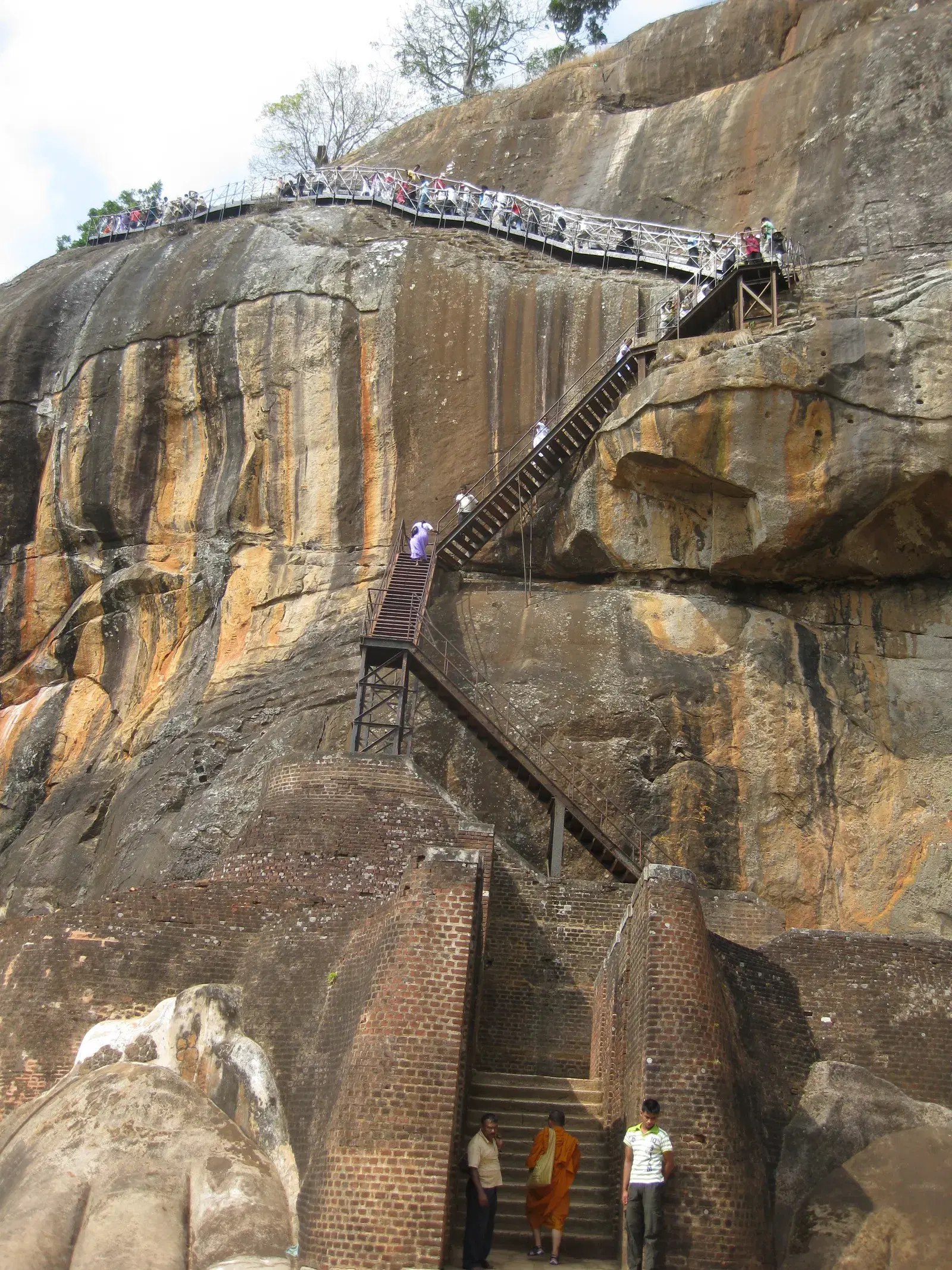 The carved lion's-paw gateway partway up Sigiriya Rock