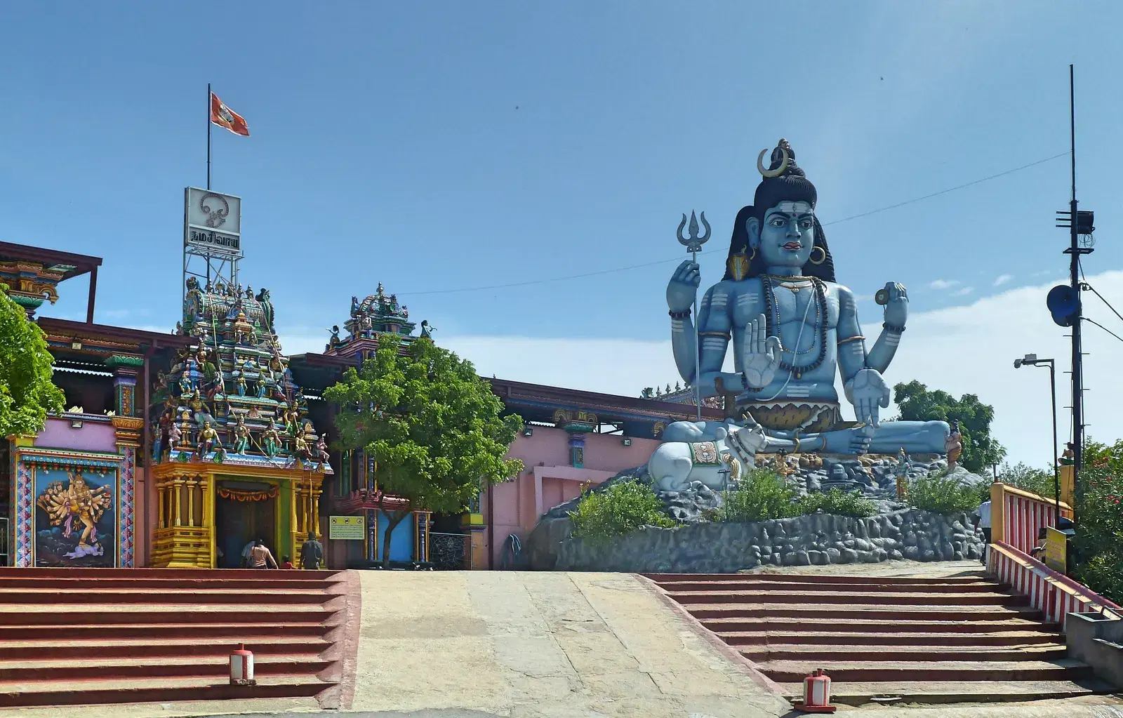 Koneswaram Temple in Trincomalee, dedicated to Shiva and Vishnu